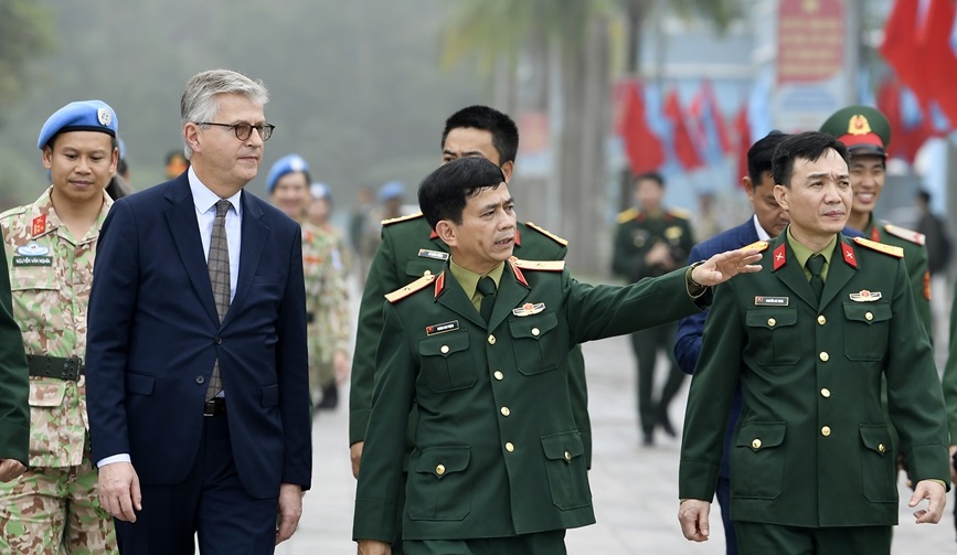 /UploadStore/admin/221127 Pho tong thu ky tham Cuc GGHB Viet Nam/_bqd1549_1.jpg
